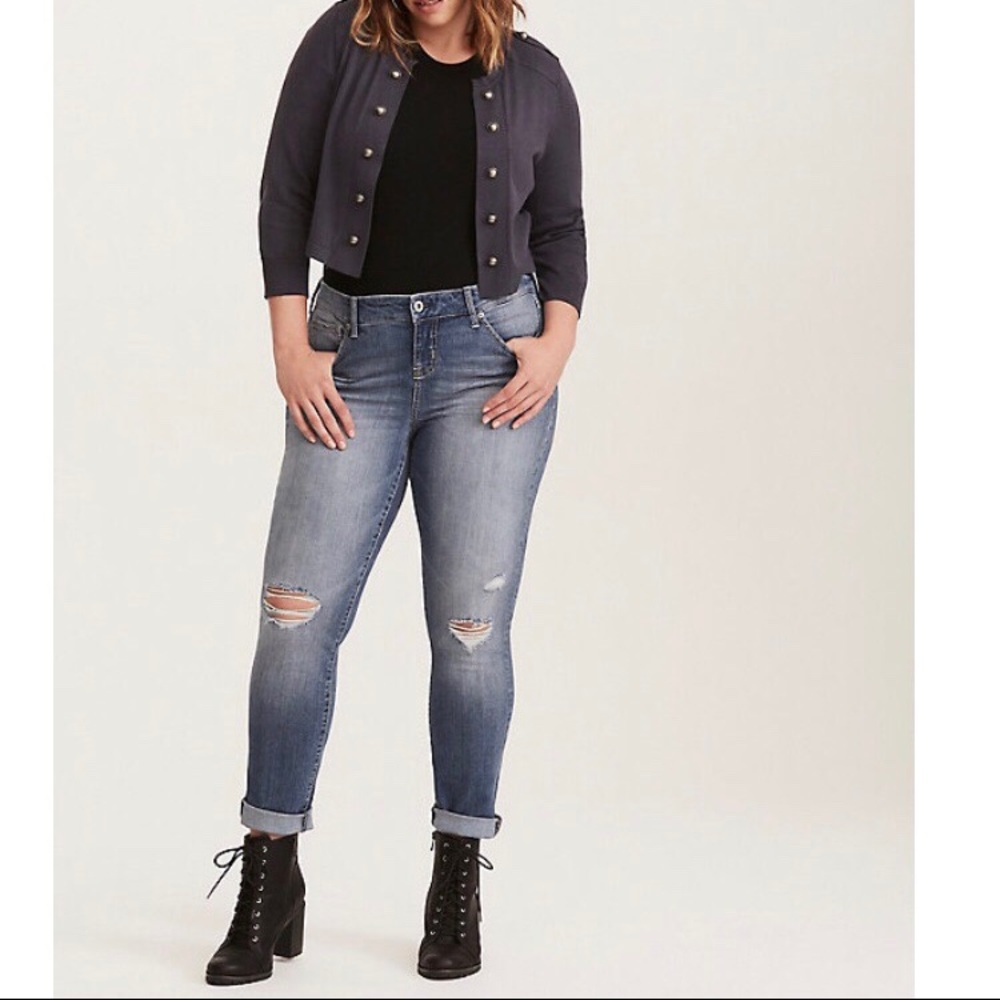 🔥 Torrid skinny jeans NWT 26 R